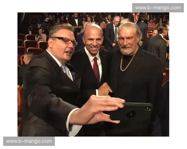 救赎之战:当黄线封锁现场,雷·阿伦如何在迈阿密逆转乾坤? 救赎之战:当黄线封锁现场,雷·阿伦如何在迈阿密逆转乾坤?